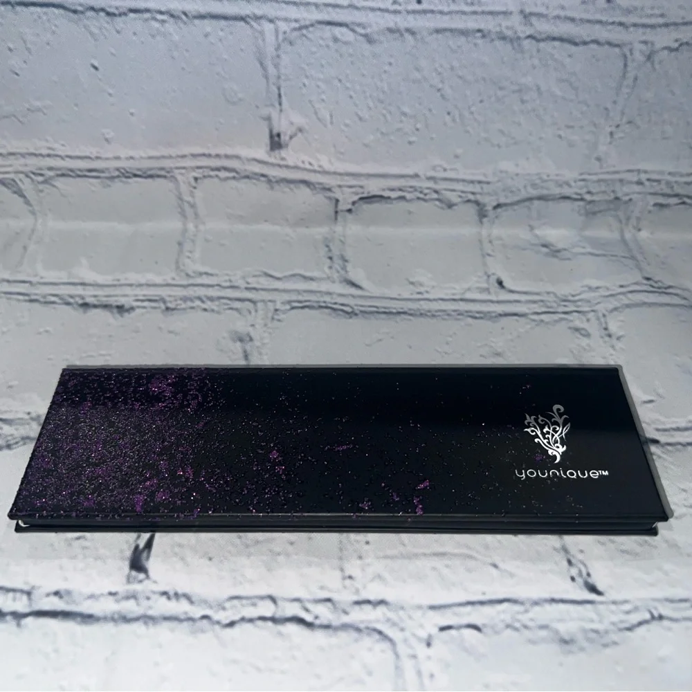 Younique Glamorous Black and Purple Quad Palette